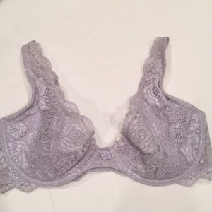 Victoria’s Secret Lace underwire Bra 36D